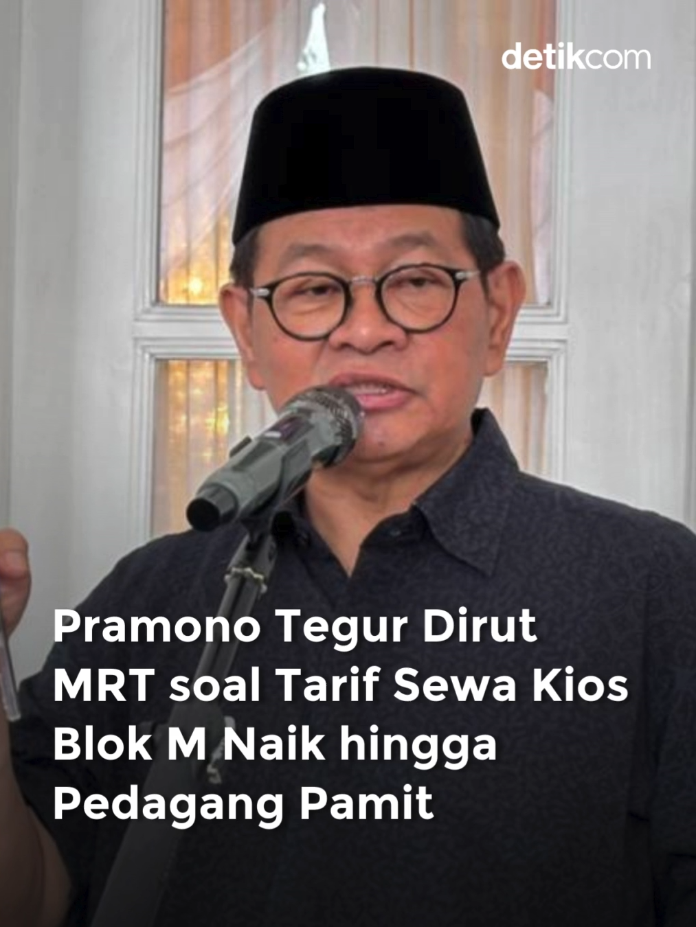Gubernur DKI Jakarta Pramono Anung menyoroti kenaikan tarif sewa kios di kawasan Blok M yang dikelola melalui kerja sama MRT Jakarta dengan salah satu koperasi. Dia menegur Dirut MRT Jakarta gara-gara tarif sewa kios yang naik. 