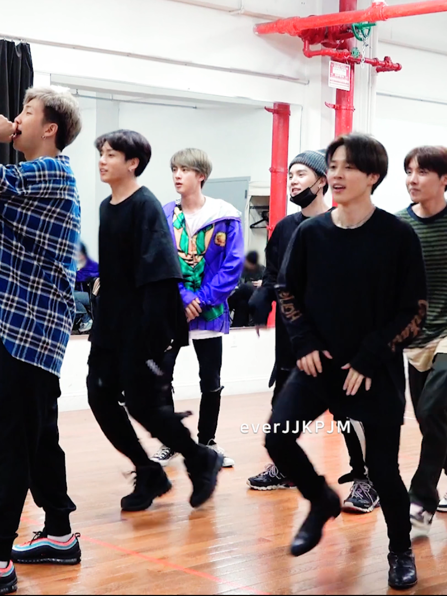 방탄에게서만 느낄 수 있는 쾌감 DO NOT RE-UPLOAD. DO NOT USE FOR EDIT.  #JUNGKOOK #JIMIN #BTS #JIN #v