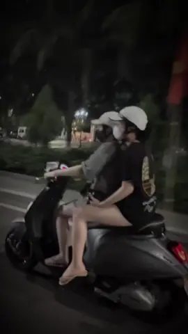 @Anh thư y zay á 😁 #xuhuongtiktok #xh 
