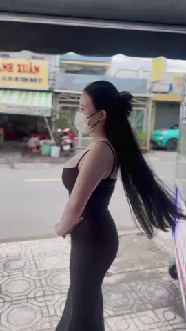 Em đứng đây cho anh ngắm. Khi nào say đấm thì bảo em. #chi2covo #treddingvideo #ae63tiềngiang 