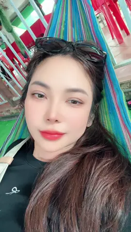 Qua vụ việc đi xem diễu binh 2/9 ở hà nội e biết rồi nha 🤣🤣🤣#capcutvelocity #tamtrangbuon💔 #tamtrang #nhacbuon #fyp #f 