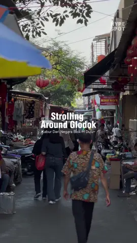 Strolling Around Glodok! Edisi kabur dari negara Blok M👀 Ternyata banyak yaa tempat yang bisa dikunjungi, mulai dari Cagar Budaya sampai ke Kulinernya yang beragam (dari yang viral sampai legendaris) Kira-kira apa lagi yang kurang? Bantu tulis dikolom komentar yaa~ #glodok #jakarta #placetogojkt #hypespot