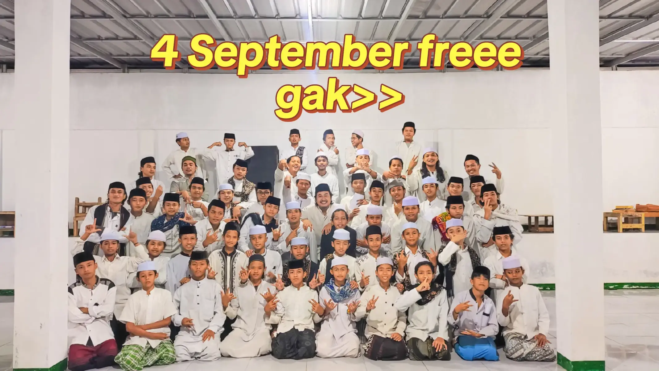 di antos di lingkungan pondok pesantren Al Marzuqiyah Kuningan #fyp #fypage #maulidnabi #santrisalafi #santriindonesia 