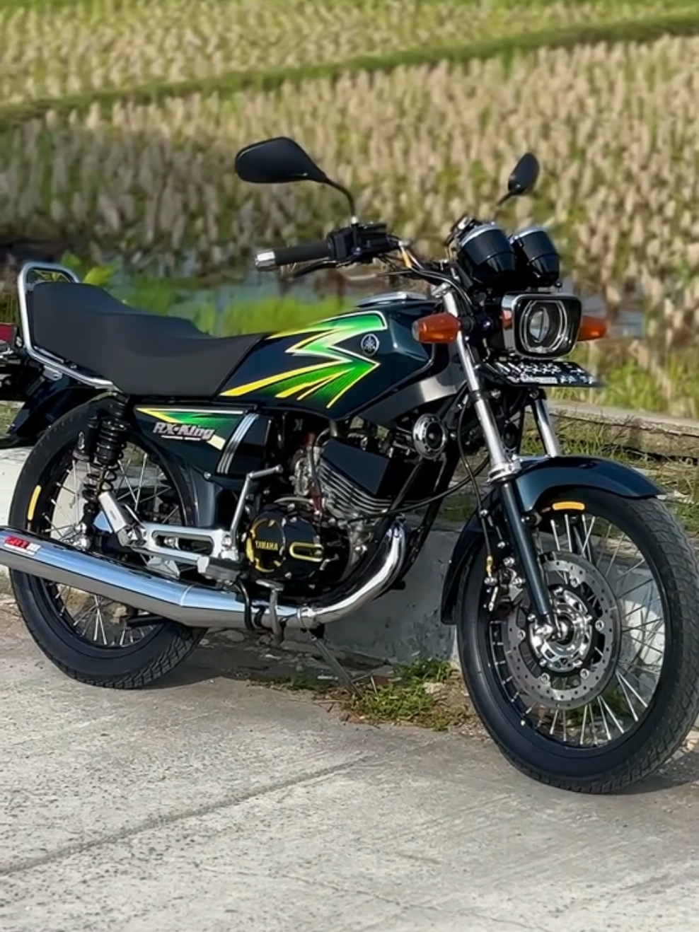 Lampu oval juga ganteng 🔥. #rxking #rxkingmodifikasi #rxking135cc #fypp 