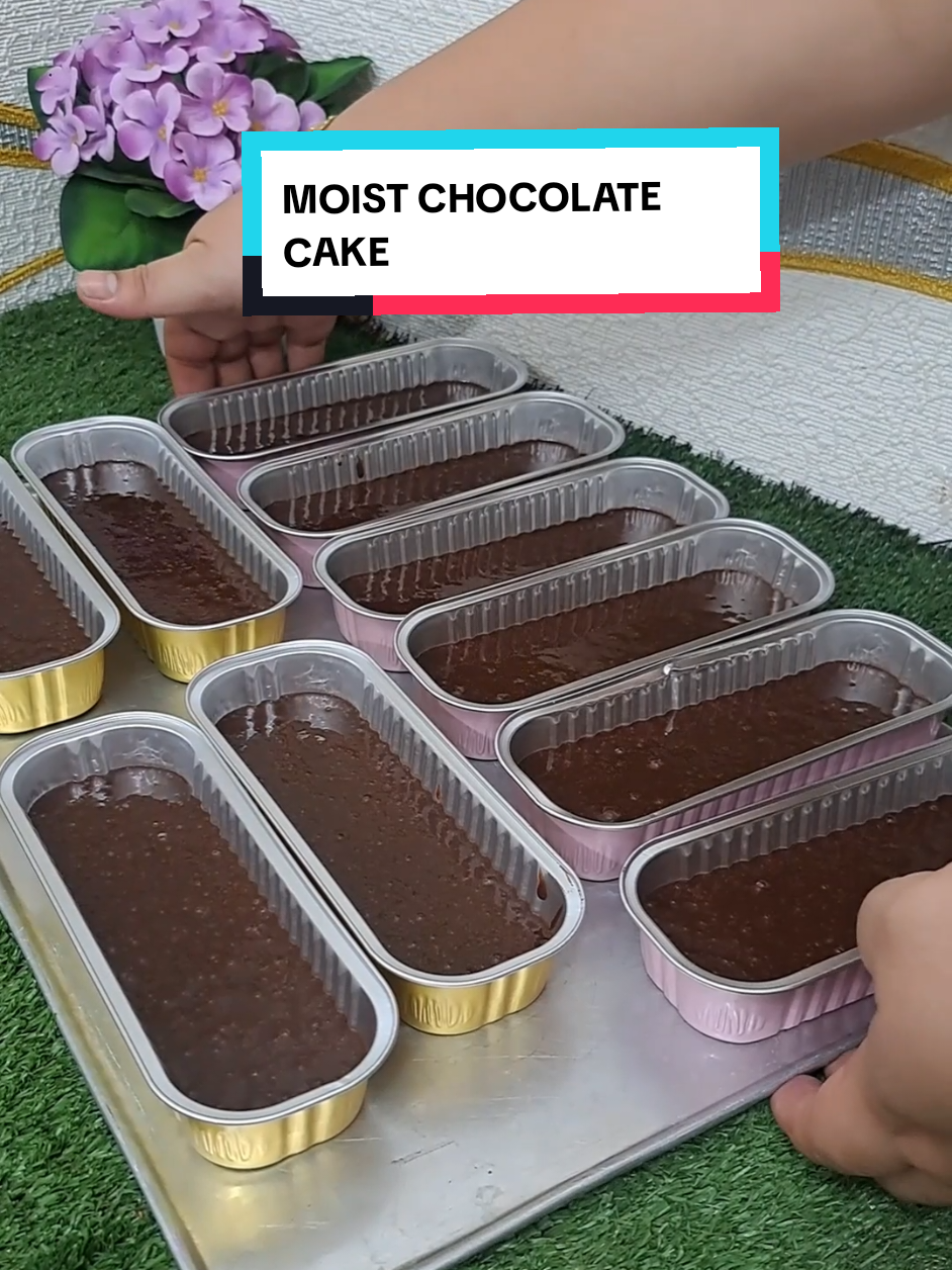 Rectangle Cups foil.. moist chocolate cake  #cutefoilpackaging #cakedecorating #container #lovecakes 