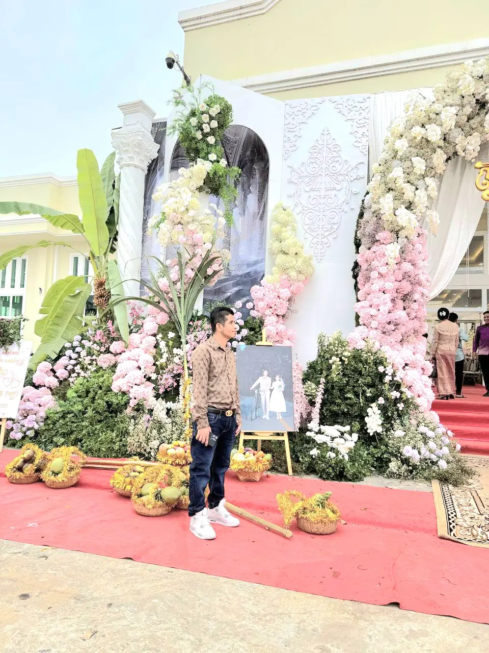 យល់ញាតឃ្លាតប្រាក់