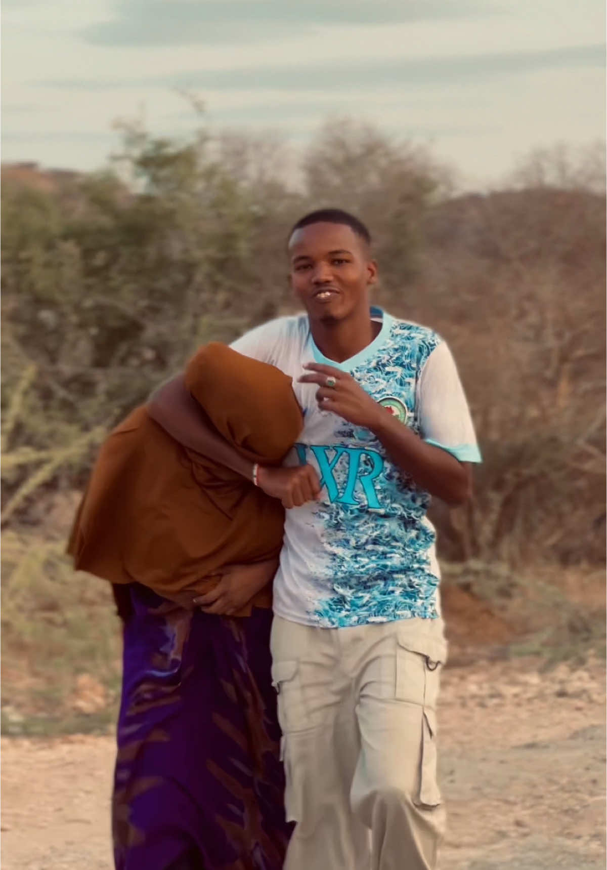 #CapCut ha ishon ilawalo👸🏻❤️🫶#somalitiktok #foryoupage #foryou #fyp #ciyaalxamar #viral #video #hiiraanstate🇸🇧🔥 