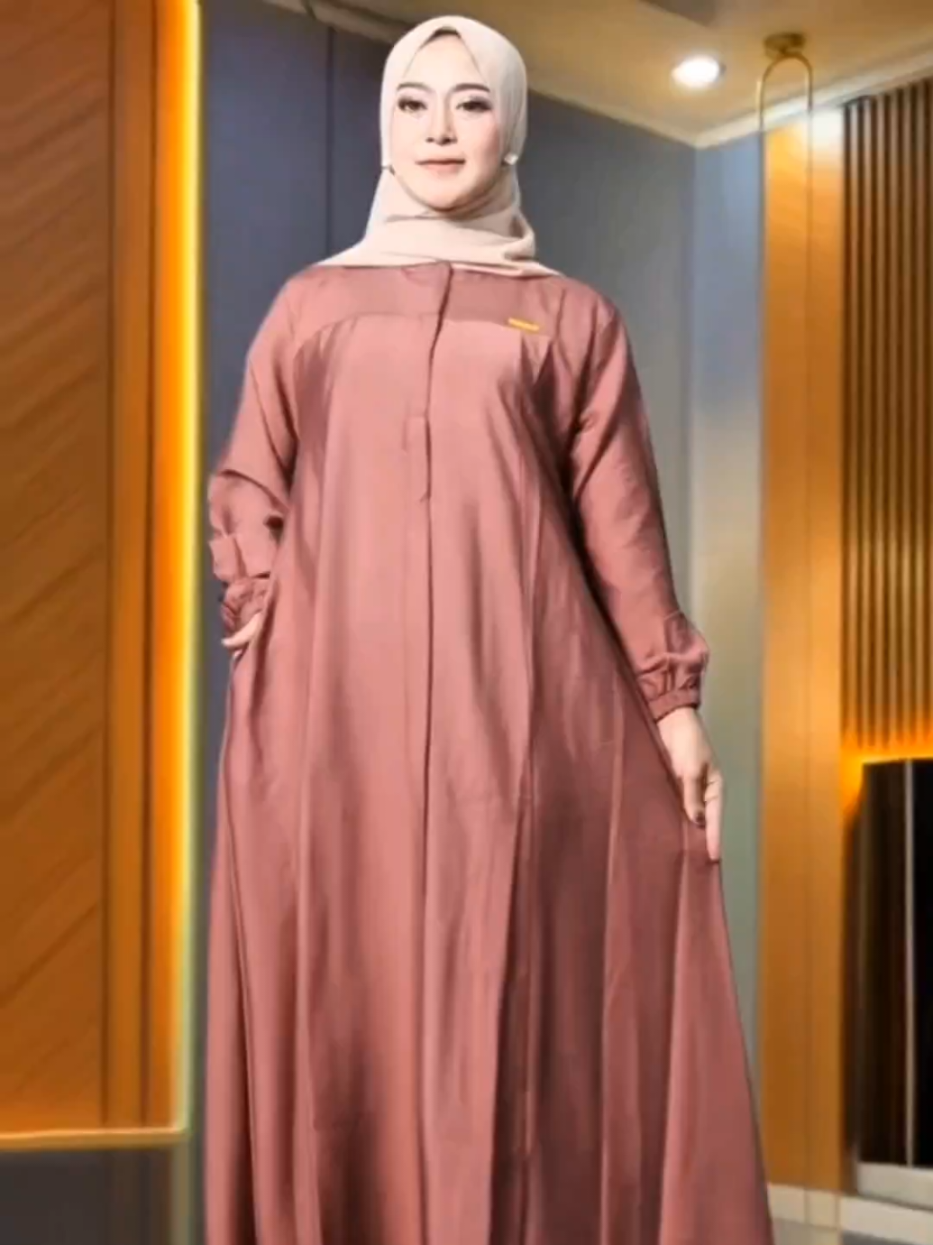 gamis wanita kekinian #dresswanitakekinian #gamismurah #gamiskekinian 