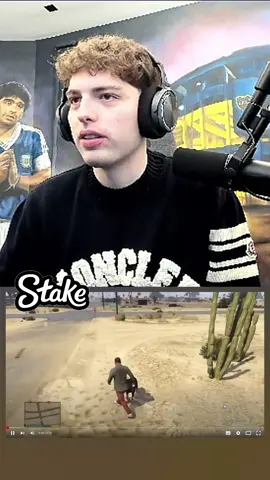 DAVO REACCIONA A MOMENTOS DIVERTIDOS DE FERNANFLOO EN GTA V #fernanfloo #davooxeneize #lacobra #gta5 #futbol 