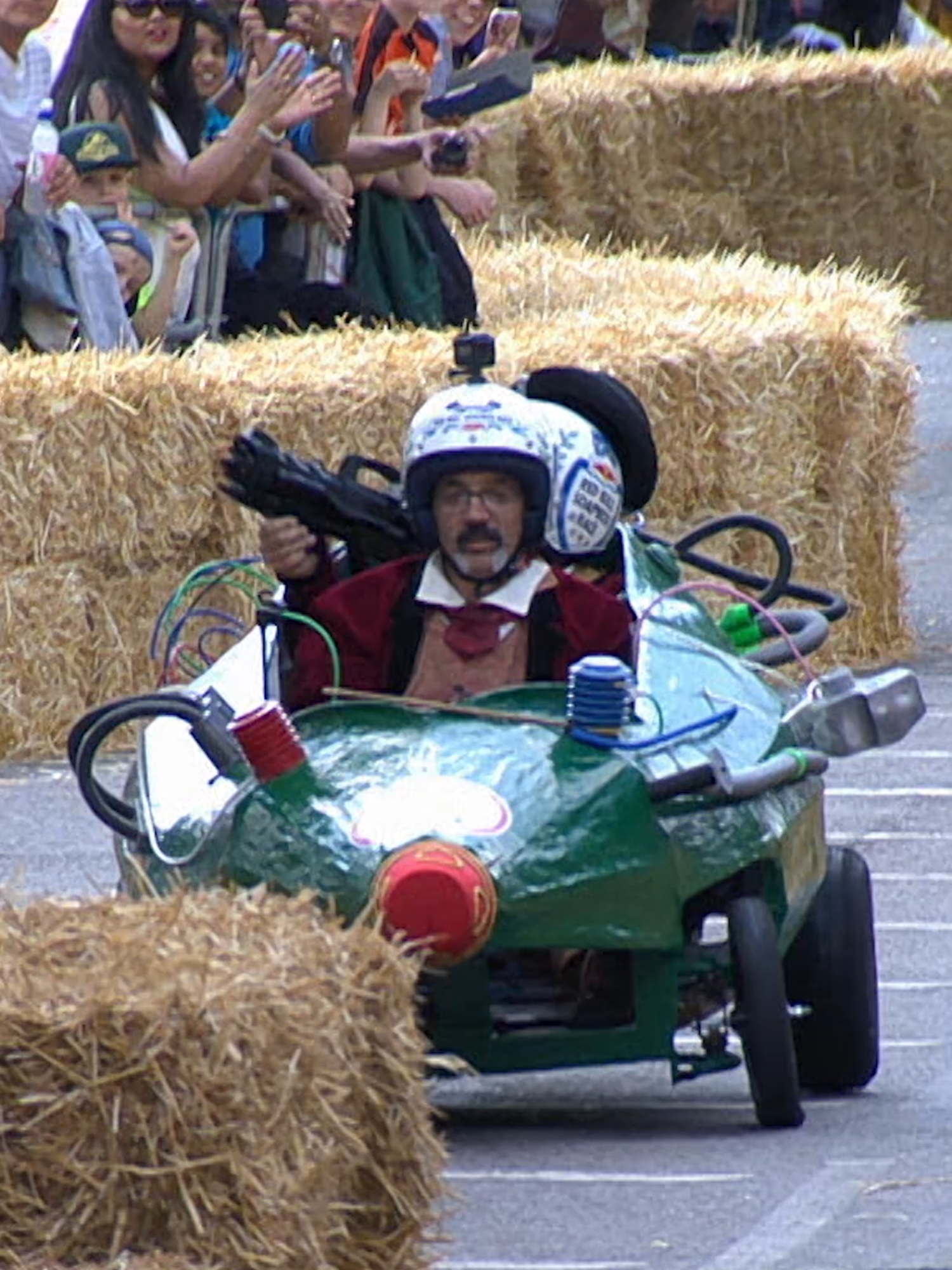 houston, we have…🚀 #redbull #givesyouwiiings #energydrink #redbullsoapbox
