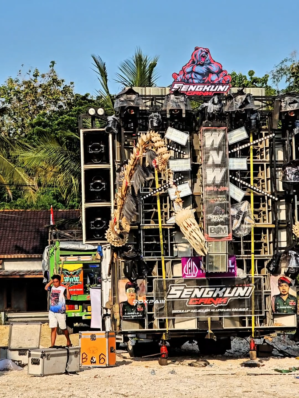 Tampilan WnW 24 Sub single, pakek 3 Low Pack X team @sengkuni.gank.04  #capcut  #karnaval2025 #karnavalkemadu #karnavalsoundsystem #rembang24jam 