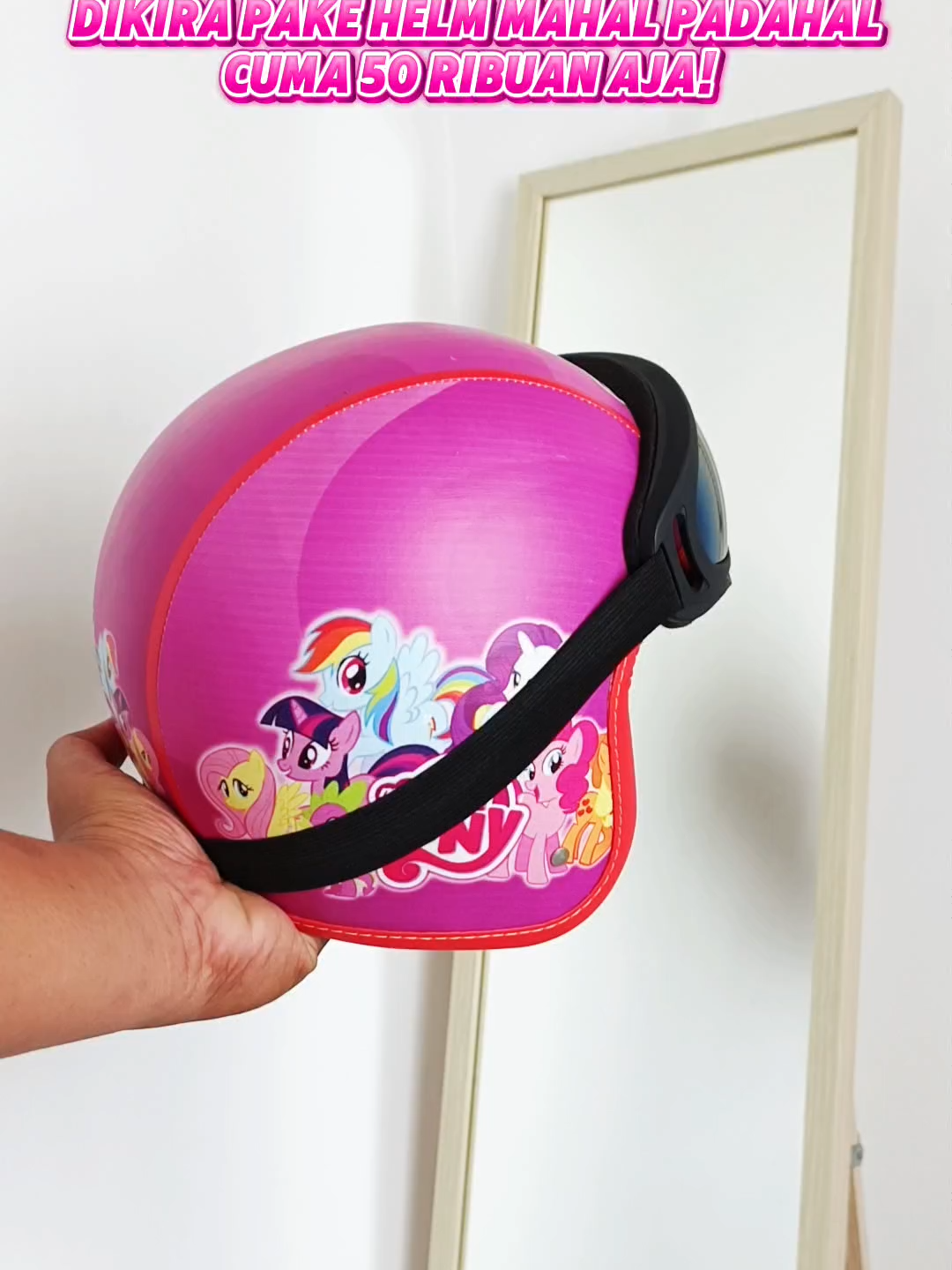 Setiap diajak jalan, anak langsung nunjuk helm Little Pony ini duluan. Katanya biar bisa riding bareng pony kesayangannya#helmet #HelmAnak #helmanakbogo #Helmanaklucu #joykidz #joyfullriding #joykidzhelmet #SafetyFirst