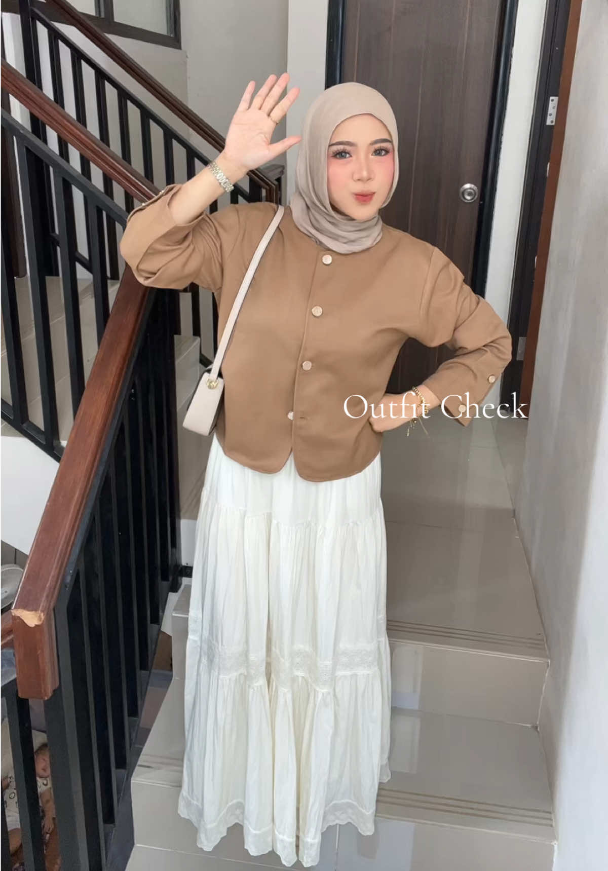 Suka banget pake rok ini 🥹🫶🏻 #fyp #outfitideas #ootdfashion #fitcheck #hijabstyle 