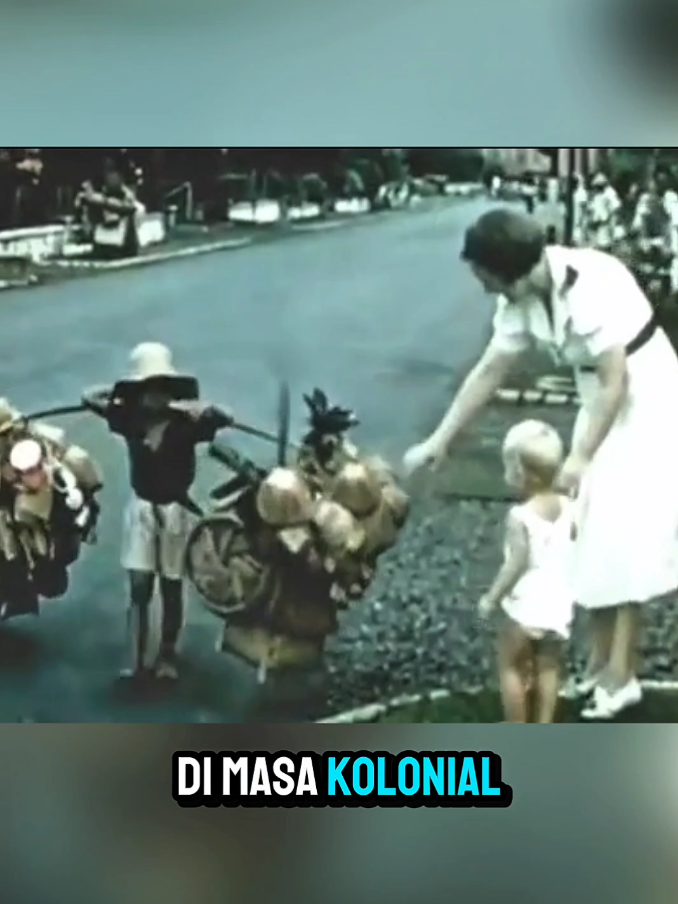 Kehidupan masyarakat Indonesia zaman kolonial Belanda. #kolonialbelanda #penjajahanbelanda #penjajahan #indonesia🇮🇩 #tempodulu #nostalgia #jamandulu 