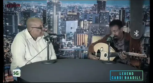 Cabdi Baadil waa hibo fanneed, oo aan la badhxin. Waa macallin kabanka tumistiisa ku xaragooda. waa mullaxan laxankiisu ashqaraar leeyahay. waana hoobal luuq toolmoon.   #cabdibaadil #hareeri #cabdisalaanhareeri 