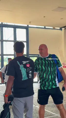 Bang Jupe kembali! 🫶🏻💙 Setelah pemulihan cedera tulang rusuknya, sore ini Achmad Jufriyanto sudah kembali bergabung latihan bersama tim.