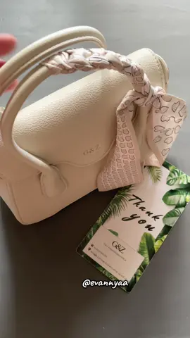 #taswanita #tasselempang #slingbag 