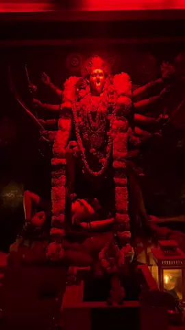 Underground Calcutta Kaliamma! I have been to Calcutta Kali temple In Calcutta. Had the same goosebump here ❤️  #divine #temple 