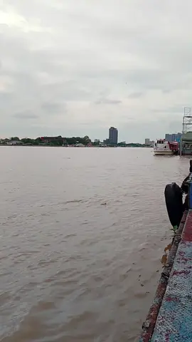 เรือด่วนเจ้าพระยาลำใหม่ 306 ออกจากท่าน้ำนนท์ 📸📸