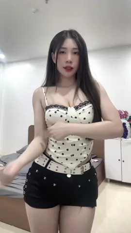 Đẹp trai mà nhát gái !!! #xuhuong #quynhthichnhay27 #tiktok #viral #deptraimanhatgai 