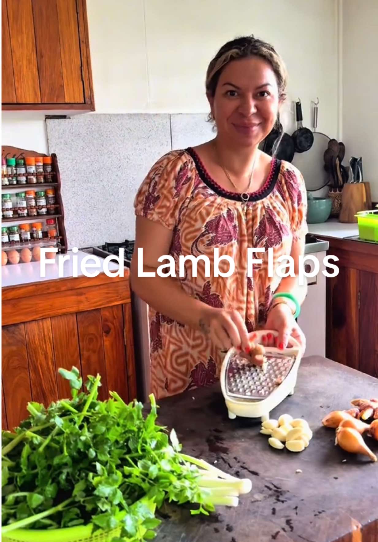 You can take the gal outta PNG, but you can’t take PNG outta the gal 🤷🏼‍♀️😅  Lamb flaps are always my first meal when returning to PNG from overseas!  #melanesian #FoodTok #islander #png #pngtiktok🇵🇬 
