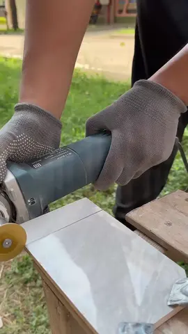 Useful tools click my bio website to get it!#plaster  #DIY #plastering  #Home #decoracion #fsboling #fsbolingmachine #woodworking #machine #tools #floor #wall #decorator #construction #tile #yeechop 