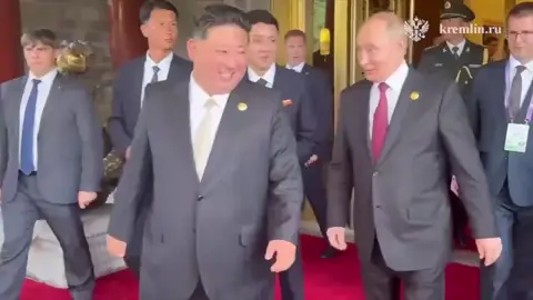🇷🇺🇰🇵 Tổng thống Putin chính thức mời Chủ tịch Triều Tiên Kim Jong Un tới Nga.