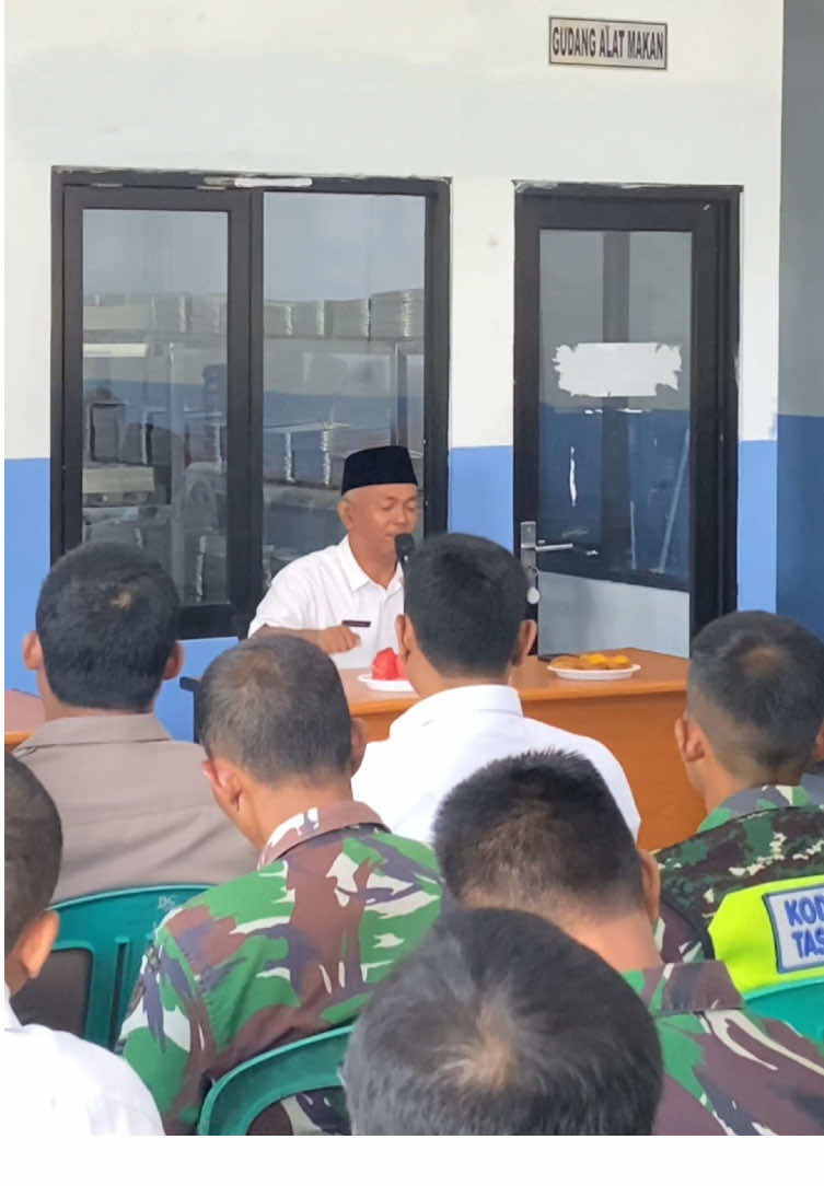 ✨ Peresmian Dapur MBG SUKALUYU YAYASAN NURUL ULUM W.✨ Bersama TNI, Polri, Kepala Desa, dan yang lainnya hari ini resmi dibuka Dapur MBG sebagai wujud kebersamaan dan gotong royong untuk masyarakat. Semoga menjadi ladang kebaikan dan manfaat bagi semua. 🙏 #sppg #mbg #bgn 