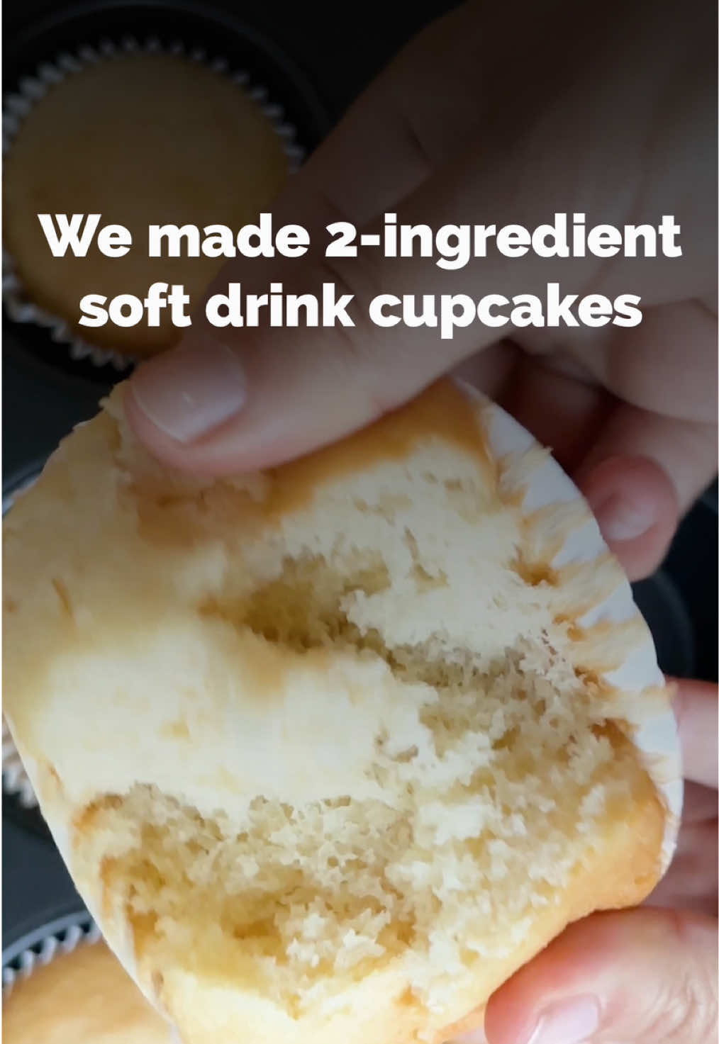 Soft drink + a packet mix = the easiest cupcakes ever! #baking-hack #bakinghacks #easybaking #cakemixhack 