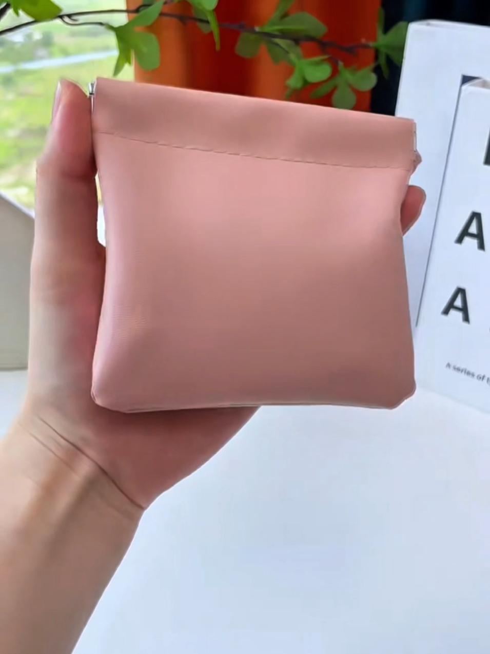 Tas pouch make up mini serbaguna. #pouch  #pouchmakeup  #pouchbag  #pouchmini  #pouches 