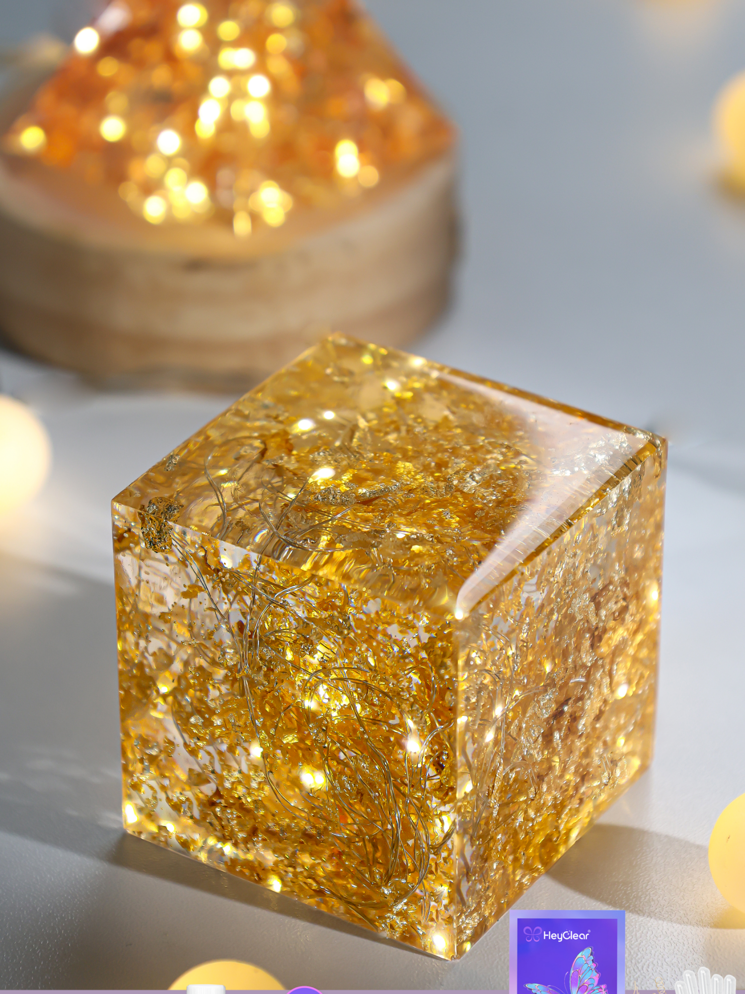 🌙 Can you believe this dreamy night light can be made at home? ✨ 💎 Your very own one-of-a-kind night light! Cube or pyramid, crystal-clear with glowing lights inside — so magical & healing! 💡 👉 All made with the HeyClear 16oz Epoxy Resin Kit: Molds + materials + tools, all-in-one set! Whether you’re a beginner or a craft lover, it’s super easy to create. 📦 Want the same style? Click the link in bio to grab your HeyClear Resin Kit, and start crafting your dreamy night light today! 🔥 #HeyClearResin #ResinDIY #NightLight #EpoxyResinCrafts #CozyHome #EpoxyResin
