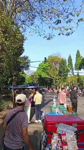 demo hari ini rabu 3 September 2025#demo #bandung #demohariini #demobandung #vidioviral 