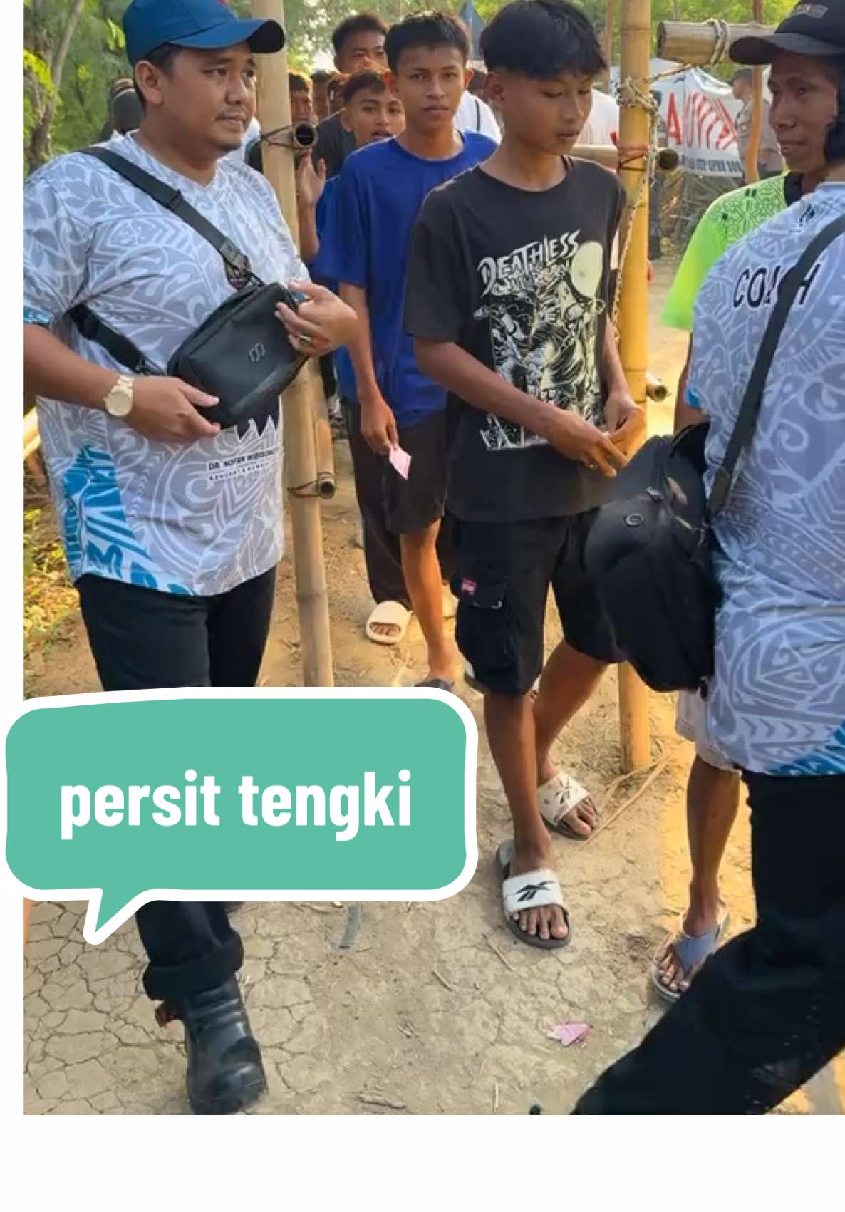 persit muda tengki memasuki lapangan@Tarkam Pesantunan Brebes #brebes #fyp #ligasengbrebes #tarkambrebes 