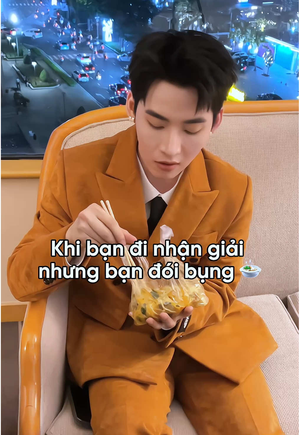 Gấu đói bụng, Gấu ăng nhăng nhăng 😚 #GeminiHungHuynh #GUTLabel 