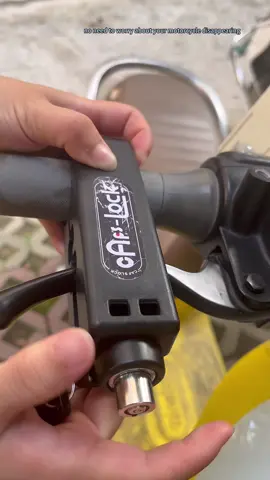 Motorcycle Handlebar Lock: Locks Both Handlebar and Throttle#lock #anti-theft device #motorcycle lock#safe riding#fyp