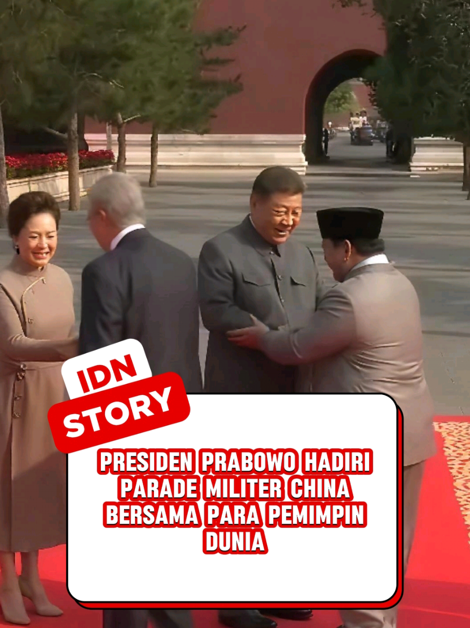 Presiden Prabowo tampil di Beijing bareng Xi Jinping, Putin, dan Kim Jong Un dalam parade militer akbar. Diplomasi Indonesia makin terlihat solid di kancah dunia. - - - #prabowosubianto #xijingping #vladimirputin #kimjongun #fyp 
