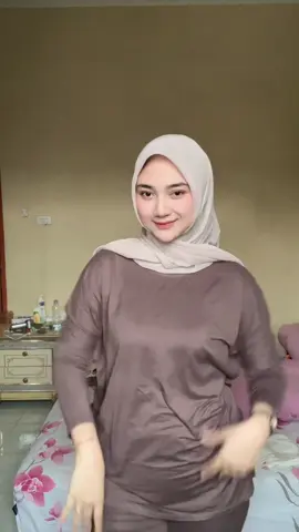 Huhu kangen tiktokan😌