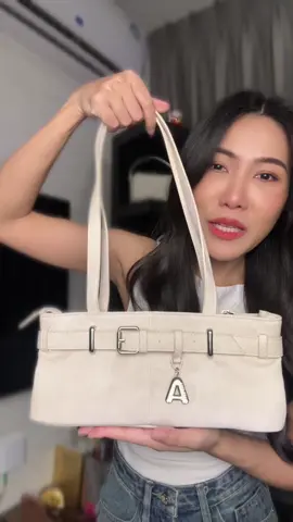 #กระเป๋า #กระเป๋าผู้หญิง #กระเป๋าแฟชั่น #กระเป๋าสะพายข้าง #agefree 