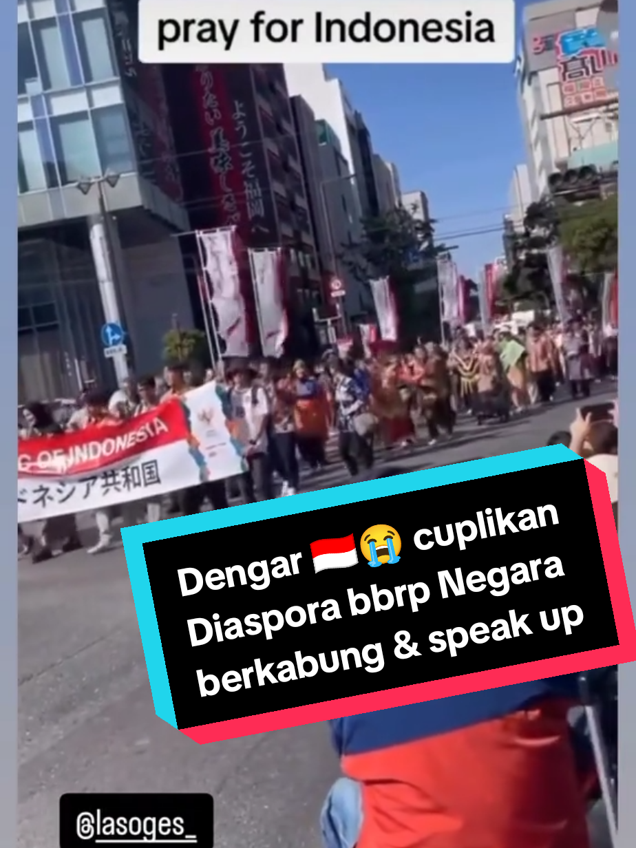 @updateinfo_bozqu Diaspora?? berbagai negara ikut Gregetan, #prayforindonesia  what's wrong with Indonesia government, #executive #srimulyani  #presidenprabowo  Menteri Sri Mulyani tampak tak kuat tahan tangis, ada apa,  Siapa sebenarnya yang memperdaya semua ini, 