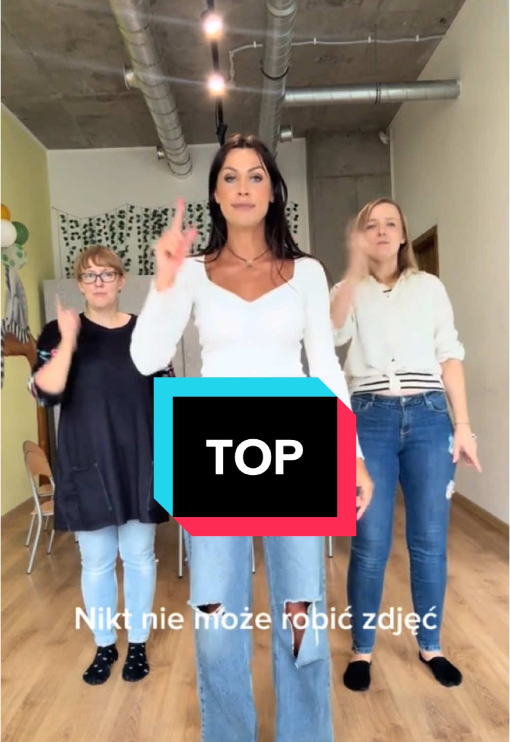 Piosenka „to są moje miejsca intymne”, czyli TOP inicjatywa.