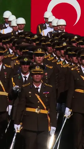 Türk Ordusunun En Genç Teğmenleri #karaharpokulu #havaharpokulu #denizharpokulu 