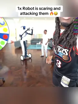 1x Robot is scaring and attacking them 🔥🤣 #kaicenat #mafiathon3 #clips 