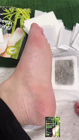 Foot detox patches have been around for years to help detoxify the body, remove chemicals and toxins from the body, I do have to say, I have slept much better and I feel very awake throughout the day! #footpatchdetox #footpatch #detoxfootpad #detox #detoxyourbody  
