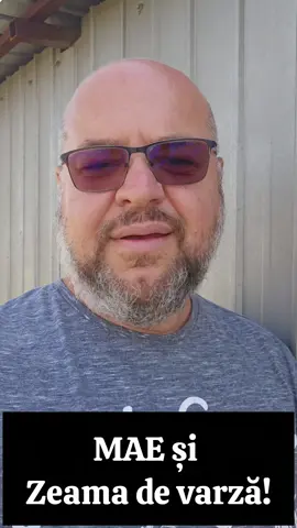 Țoiu, mereu cu lecții de morală: urlă de poze cu Putin și Xi, dar la un cocktail cu ei ar fi prima la selfie. #bobbyd #romania #romaniavanduta #romaniateiubesc #romaniataramea 