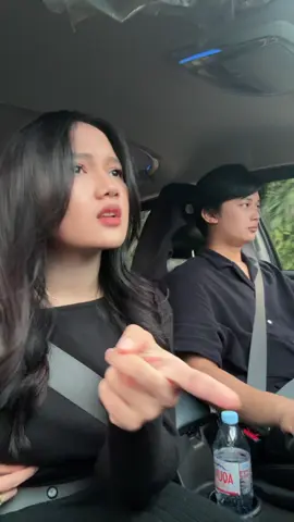 Lagu nya enak weee #vinacuu12 