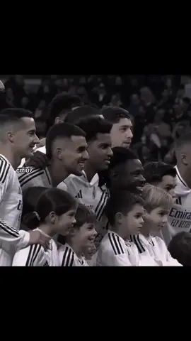 علينا لتدور زله #fypppppppppppppppppppppp #rafal #halamadrid #realmadrid #cristianoronaldo 