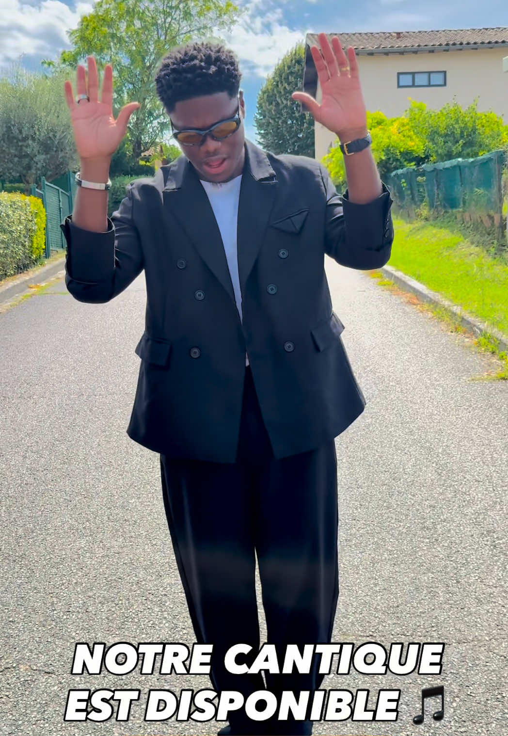 Ceci est une prière 🙏🏾… «  Je veux te plaire » disponible partout 🎵 #fyp #pourtoi #viral 