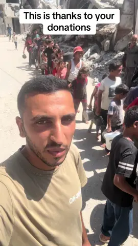 This is thanks to your donations and the sharing of my videos. We were able to feed a lot of children in our neighborhood in Gaza City. I hope you support us. #famineingaza #palestine #الشعب_الصيني_ماله_حل😂😂 #المغرب🇲🇦تونس🇹🇳الجزائر🇩🇿 #fyppppppppppppppppppppppp #greenscreen 
