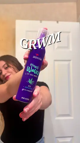 This mousse has had me in a choke hold 😩🤏🏼😍 #grwm #hairtok #aussie #trending #fyp @Aussie Hair USA 