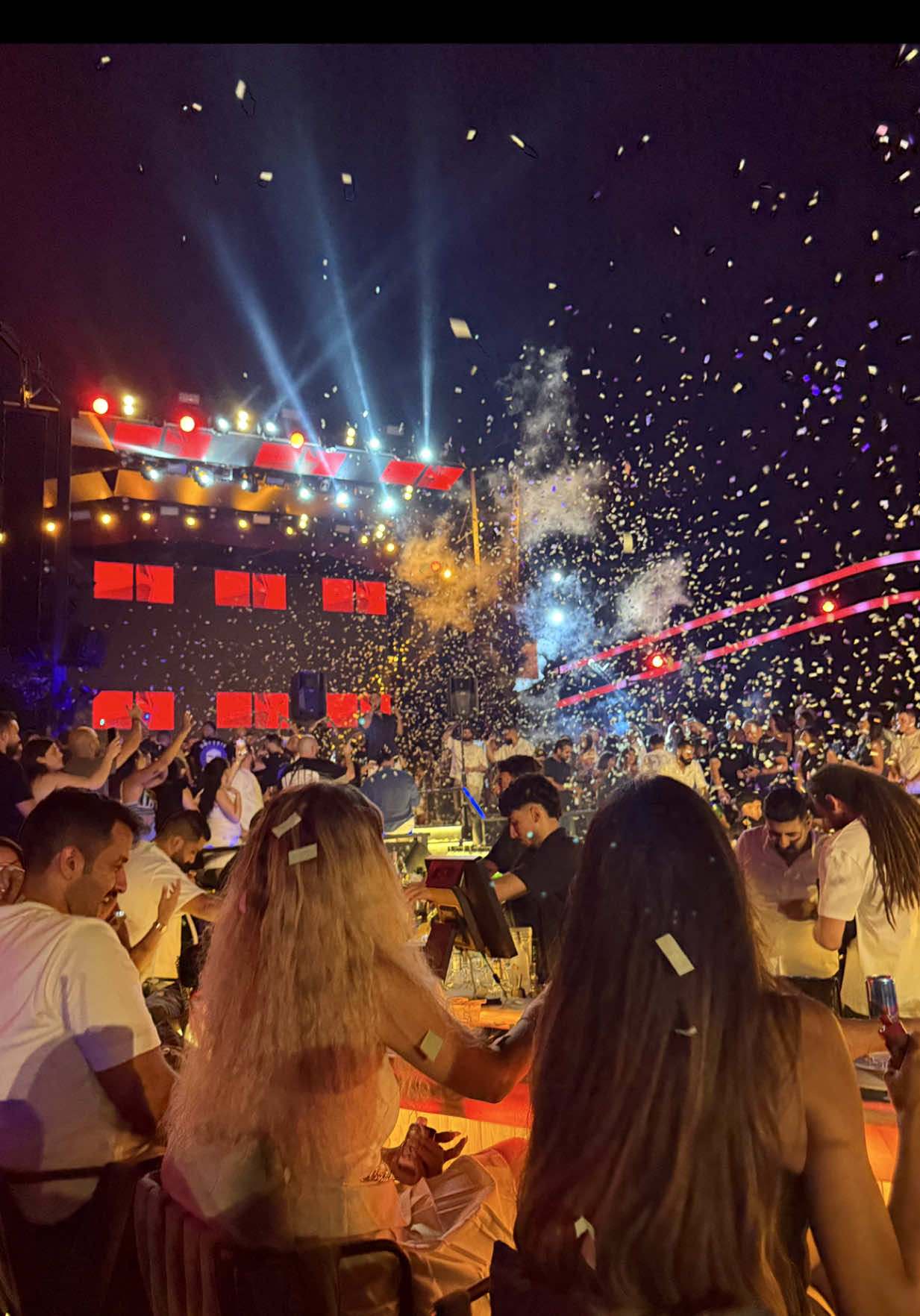 @MaherJah 🇱🇧🇱🇧🇱🇧  #lebanon #palmsbeirut #fyp #beirutnightlife #trending 